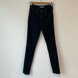 Levi’s high rise skinny jeans